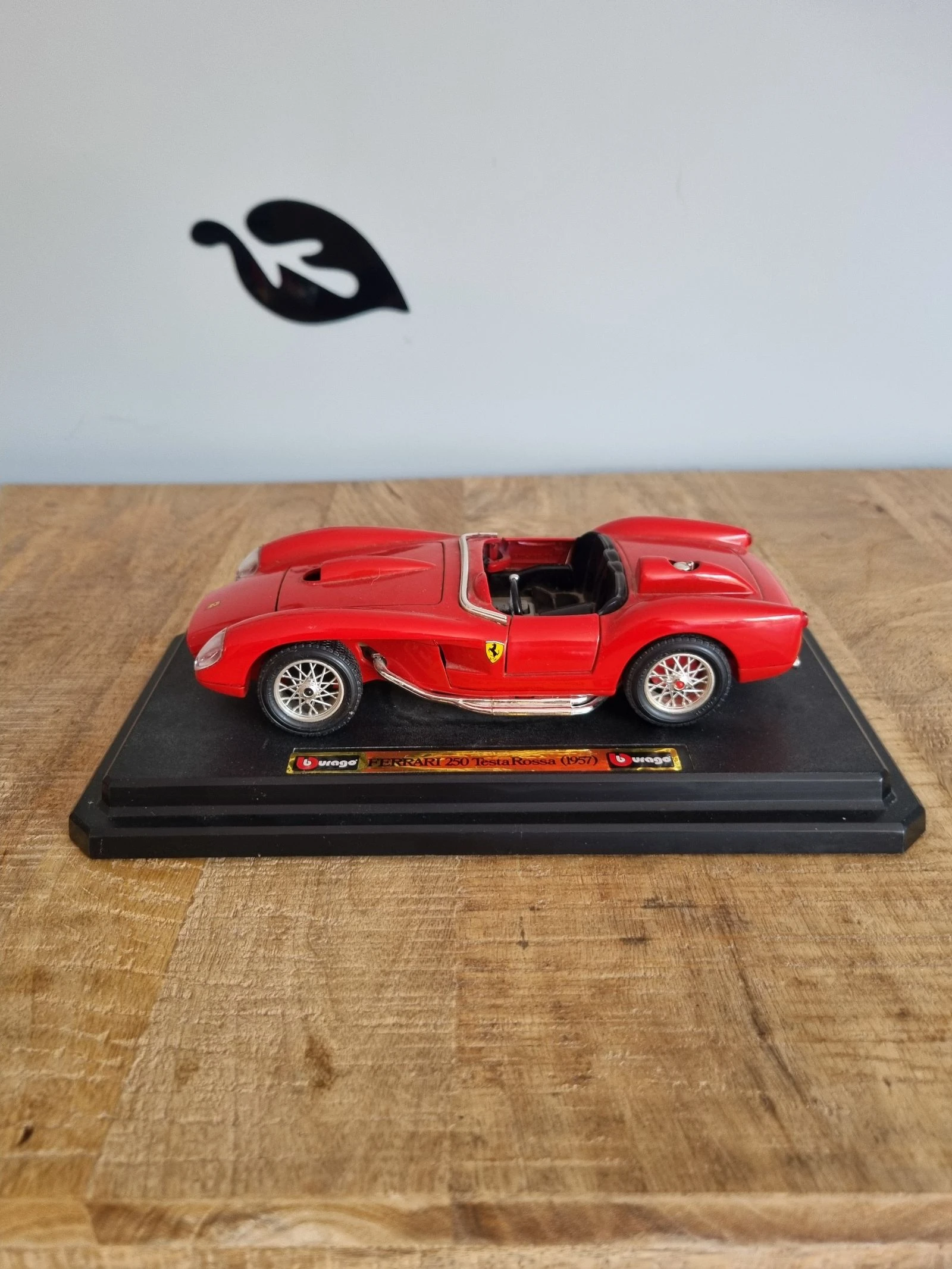 Voiture miniature Bburago Ferrari 250 Testa Rossa (1957) - Échelle 1/24